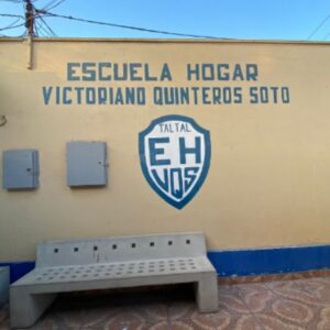 fachada de la Escuela Hogar Victoriano Quinteros